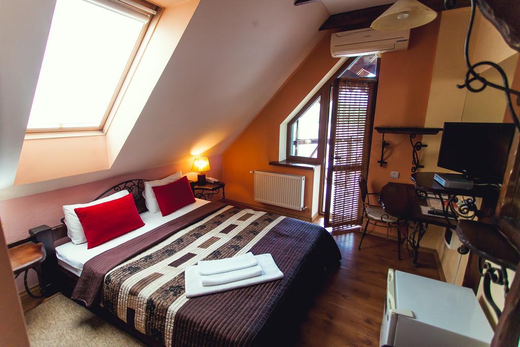 Art-Rustic Boutique Hotel Chişinǎu Buitenkant foto